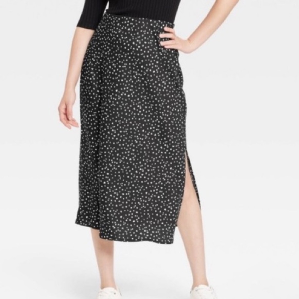 Black heart print midi skirt